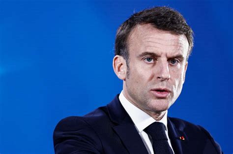 France’s Macron bets big and stares down the far right .